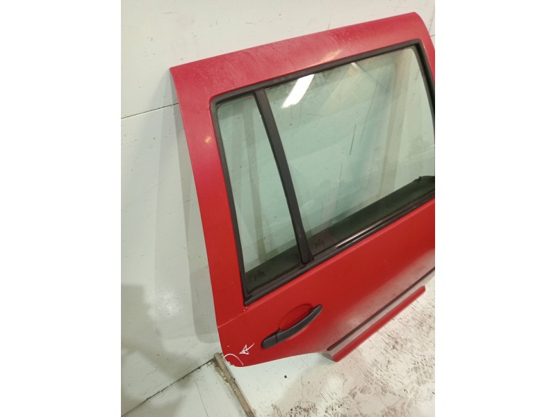 Recambio de puerta trasera derecha para volkswagen golf iv variant (1j5) conceptline referencia OEM IAM   5P