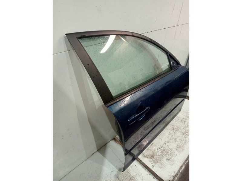 Recambio de puerta delantera derecha para mazda 3 berlina (bk) 1.6 crdt active referencia OEM IAM   4P