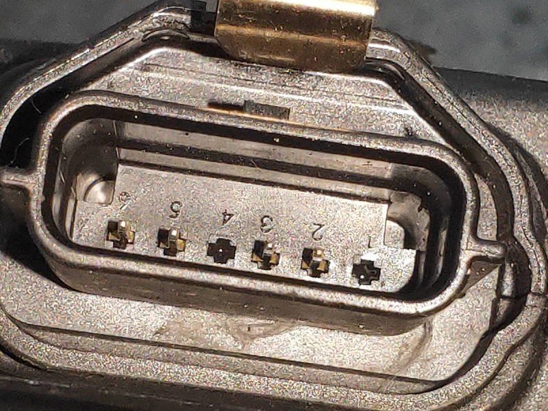 Recambio de motor cierre centralizado delantero derecho para renault captur helly hansen referencia OEM IAM 805022764R  