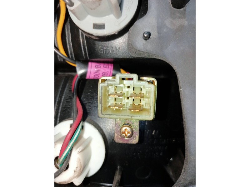 Recambio de piloto trasero derecho para daewoo lanos 1.5 cat referencia OEM IAM   