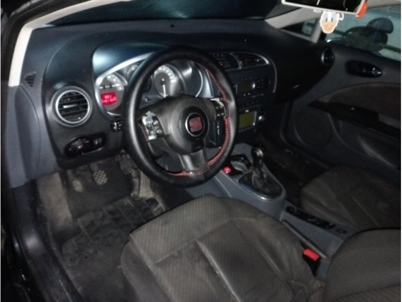 seat leon (1p1) del año 2006