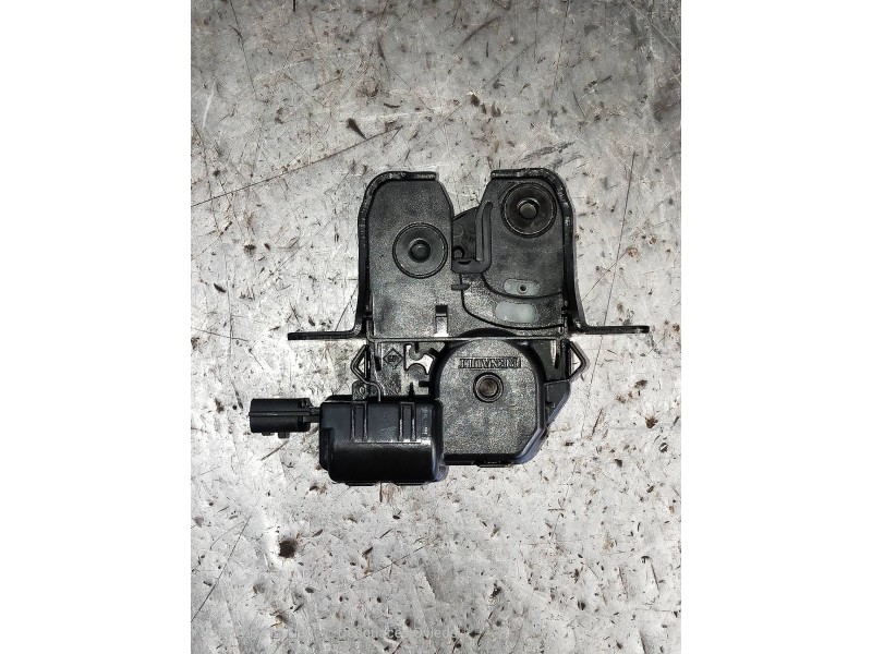 Recambio de cerradura maletero / porton para renault captur helly hansen referencia OEM IAM 848307169R  