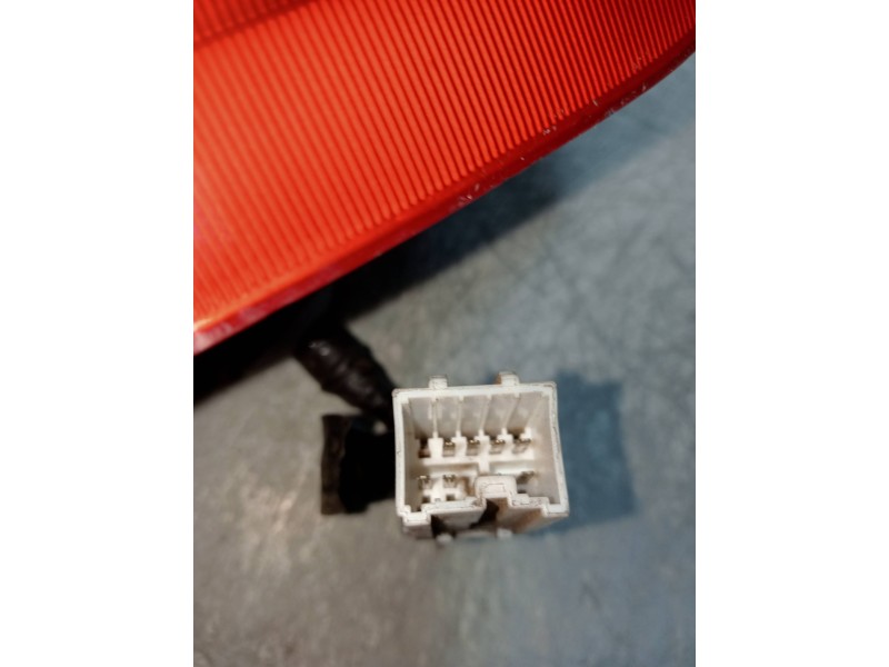 Recambio de piloto trasero izquierdo para daewoo nubira berlina 1.6 cat referencia OEM IAM   