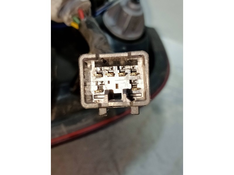 Recambio de piloto trasero izquierdo para daewoo nubira berlina 1.6 cat referencia OEM IAM 0311001419  