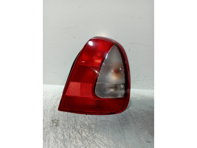 Recambio de piloto trasero derecho para daewoo nubira berlina sx (1999) referencia OEM IAM   