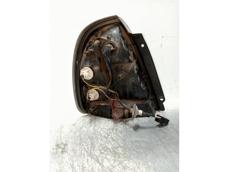 Recambio de piloto trasero derecho para daewoo nubira berlina sx (1999) referencia OEM IAM   