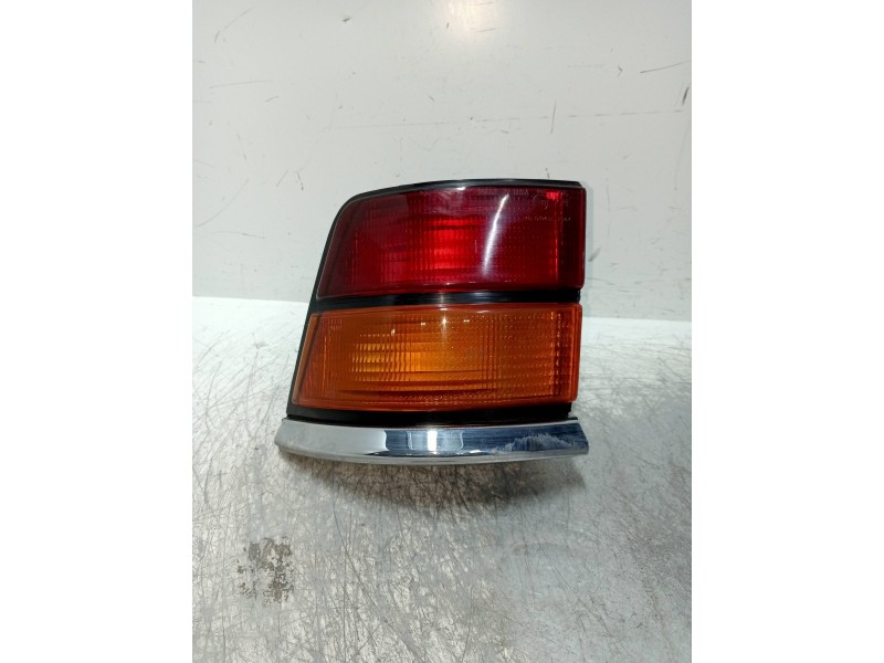 Recambio de piloto trasero izquierdo para chrysler le baron 3.0 cat referencia OEM IAM   