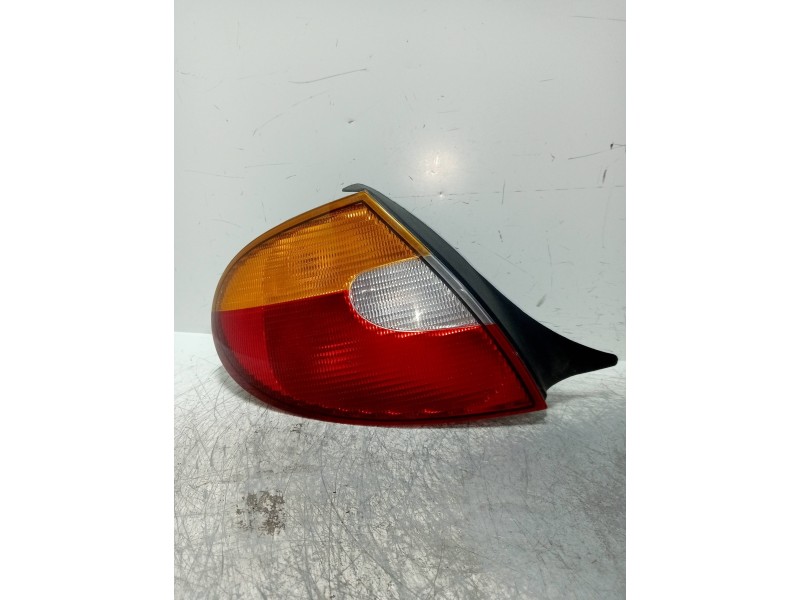 Recambio de piloto trasero izquierdo para chrysler neon (pl) 2.0 16v cat referencia OEM IAM 5288529  