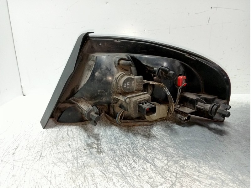 Recambio de piloto trasero izquierdo para chrysler sebring berlina (jr41) 2.0 16v cat referencia OEM IAM   