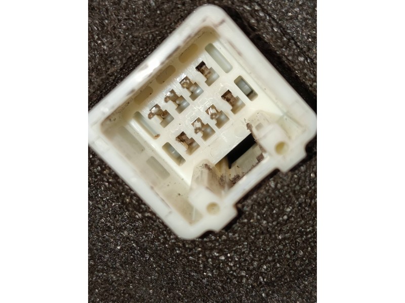 Recambio de retrovisor izquierdo para mazda 3 berlina (bk) 1.6 crdt active referencia OEM IAM   