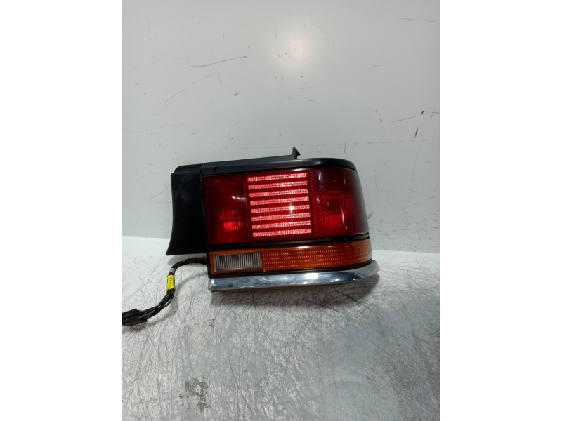 Recambio de piloto trasero derecho para chrysler saratoga v6 referencia OEM IAM   