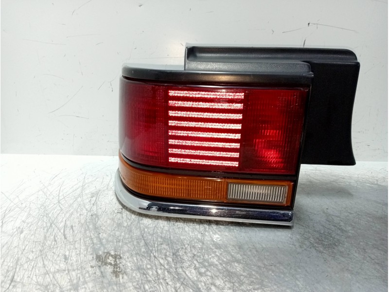 Recambio de piloto trasero izquierdo para chrysler saratoga referencia OEM IAM   