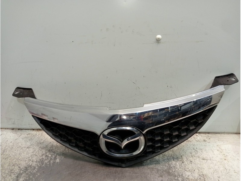 Recambio de rejilla delantera para mazda 3 berlina (bk) 1.6 crdt active referencia OEM IAM   