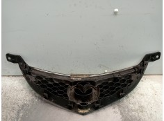 Recambio de rejilla delantera para mazda 3 berlina (bk) 1.6 crdt active referencia OEM IAM    2