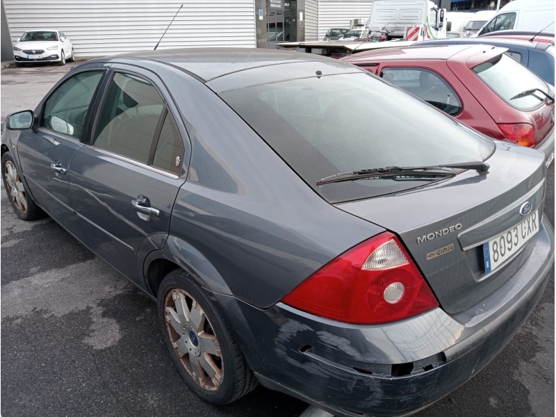 ford mondeo berlina (ge) del año 2004