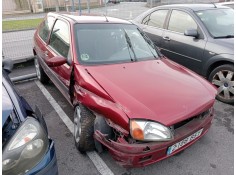 ford fiesta berlina (dx) del año 1999