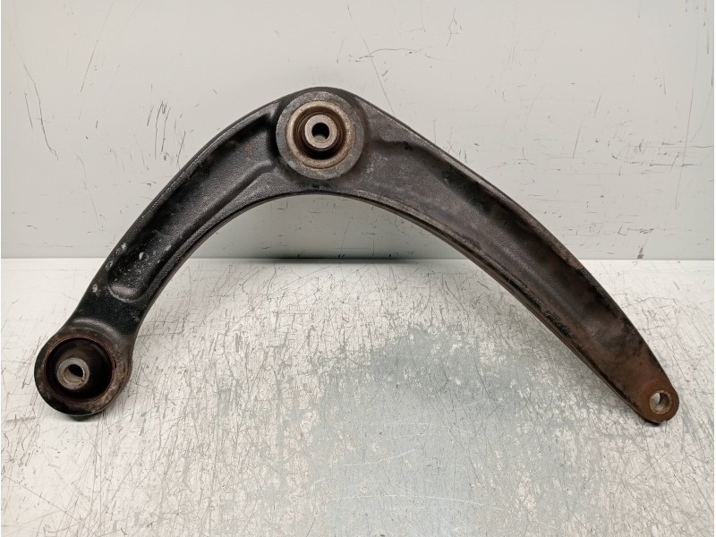 Recambio de brazo suspension inferior delantero izquierdo para citroen ds4 design referencia OEM IAM   