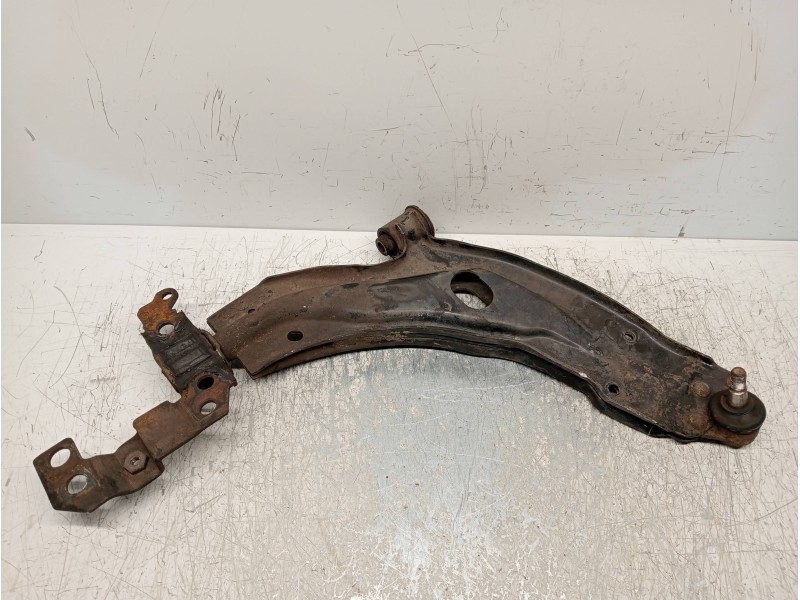 Recambio de brazo suspension inferior delantero derecho para fiat doblo cargo (223) 1.3 jtd referencia OEM IAM   
