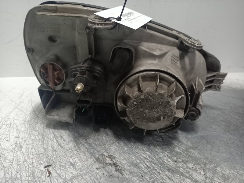 Recambio de faro izquierdo para hyundai santa fe (sm) 2.0 gls crdi 4x4 referencia OEM IAM   