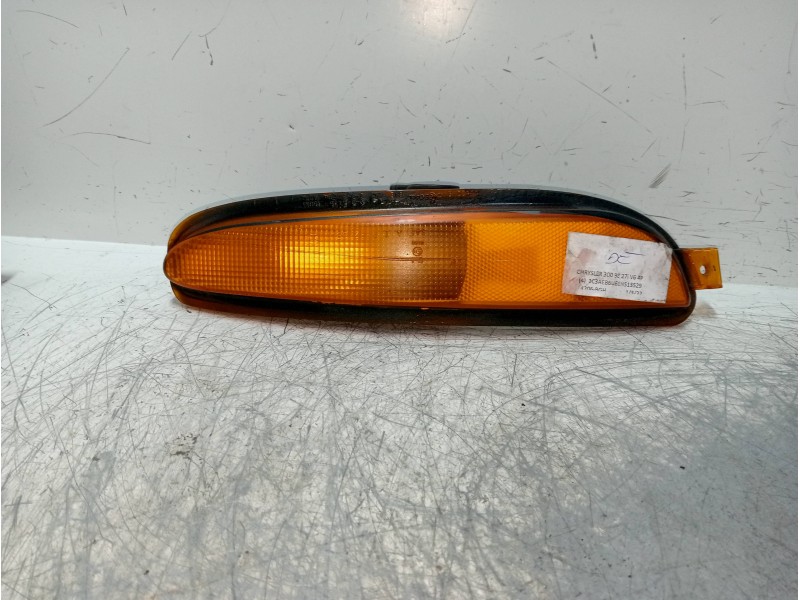 Recambio de piloto delantero derecho para chrysler 300 m (lr) 2.7 v6 referencia OEM IAM 4805138  