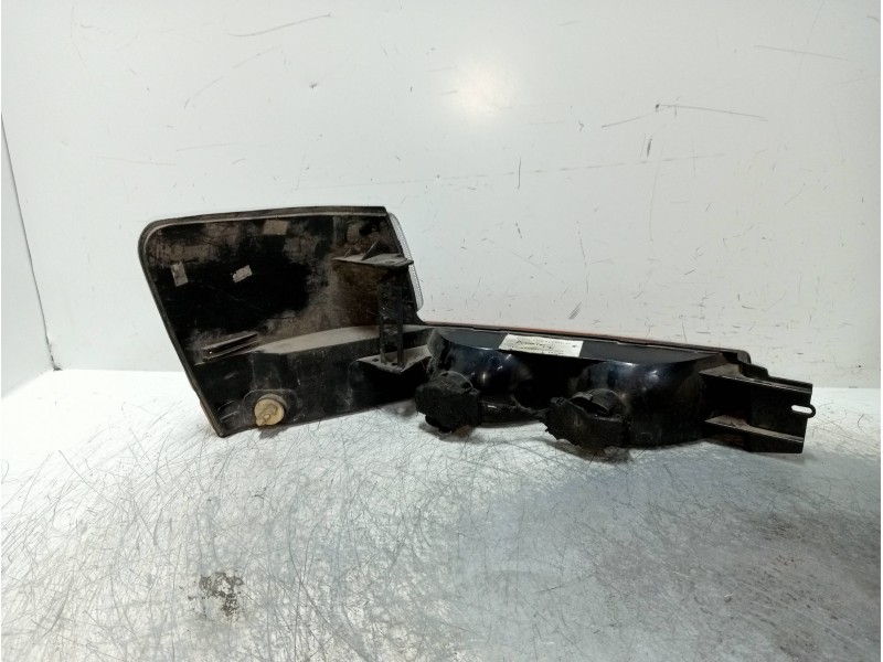 Recambio de piloto trasero izquierdo para chrysler voyager (es) referencia OEM IAM    Recambio de piloto trasero izquierdo para chrysler voyager (es) referencia OEM IAM