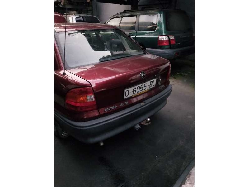 opel astra f berlina del año 1994
