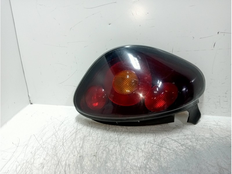 Recambio de piloto trasero izquierdo para fiat bravo (182) jtd 105 / 100 suite referencia OEM IAM 46538353  