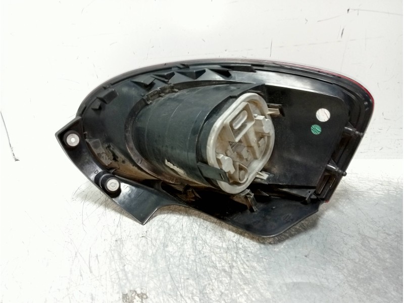 Recambio de piloto trasero derecho para fiat bravo (198) 1.9 16v dynamic multijet referencia OEM IAM   