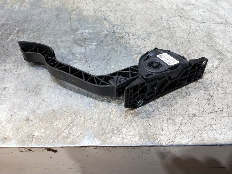 Recambio de potenciometro pedal para ford transit connect combi 220 l1 ambiente referencia OEM IAM F1DC9F836AA 6PV01036884 