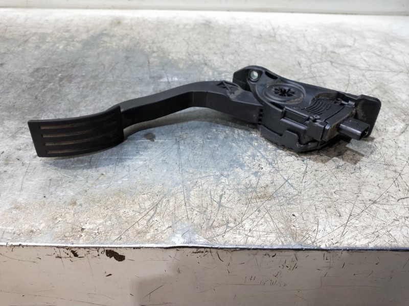 Recambio de potenciometro pedal para ford transit connect combi 220 l1 ambiente referencia OEM IAM F1DC9F836AA 6PV01036884 