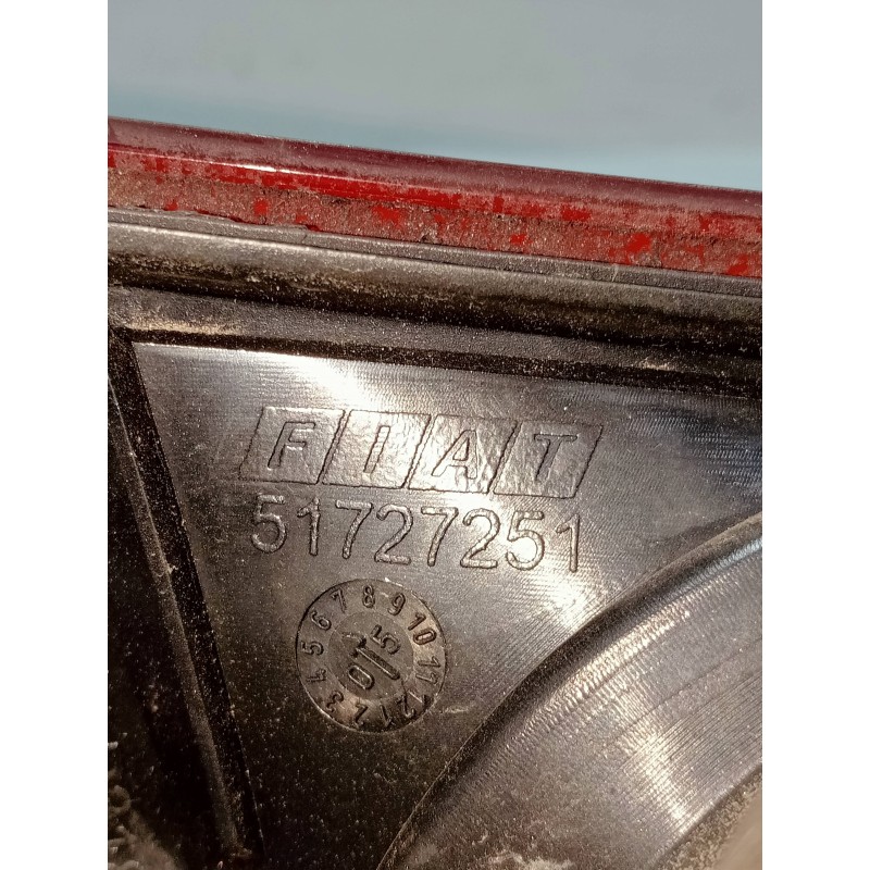 Recambio de piloto trasero derecho para fiat croma (194) 1.9 jtd 16v cat referencia OEM IAM 51727251  