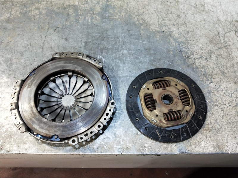 Recambio de kit embrague para seat ibiza (6l1) signo referencia OEM IAM   