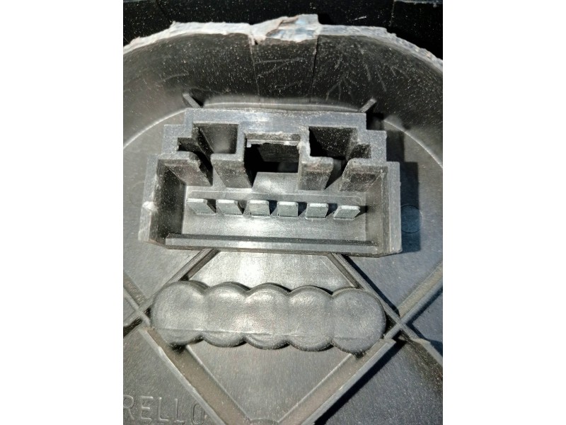 Recambio de piloto trasero derecho para fiat croma (182) 2.0 referencia OEM IAM   