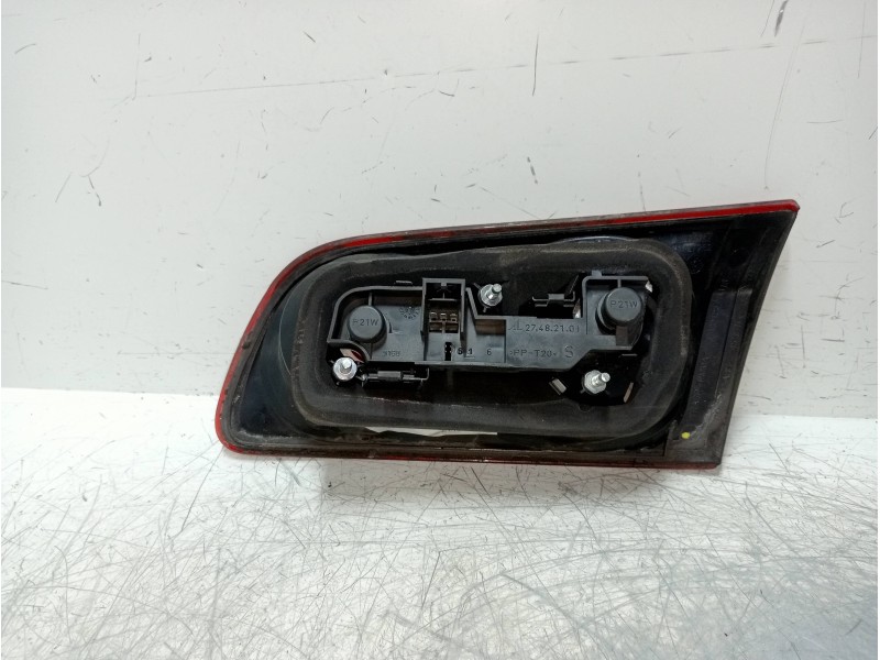 Recambio de piloto trasero izquierdo interior para fiat croma (194) 1.9 jtd 16v cat referencia OEM IAM 51727252  