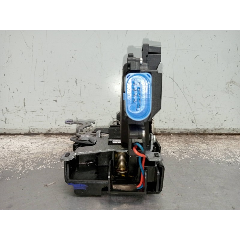 Recambio de motor cierre centralizado delantero izquierdo para volkswagen golf v variant (1k5) 1.9 tdi referencia OEM IAM 3D1837