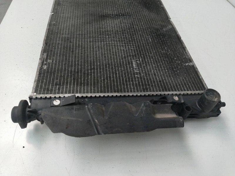 Recambio de radiador agua para dodge caliber 2.0 16v crd cat referencia OEM IAM 879331N P1007065773 