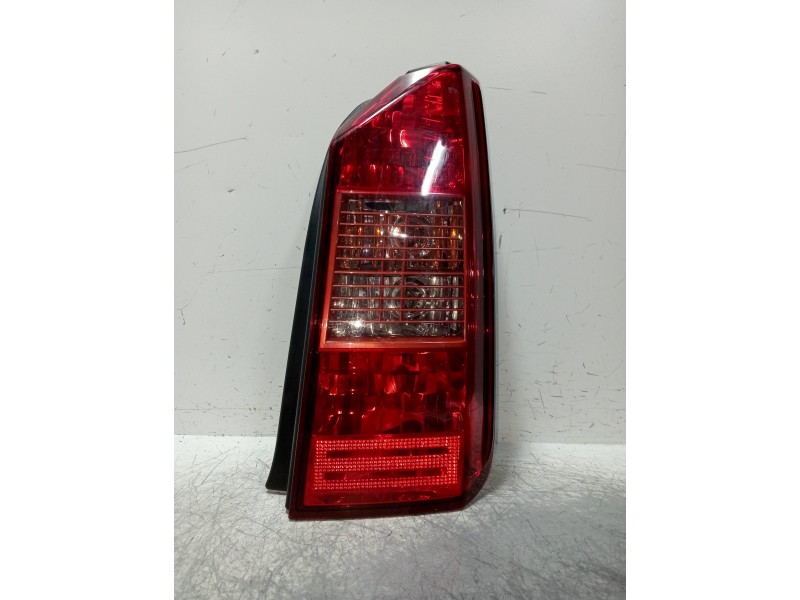 Recambio de piloto trasero derecho para fiat idea (135) 1.9 jtd cat referencia OEM IAM 46829508  