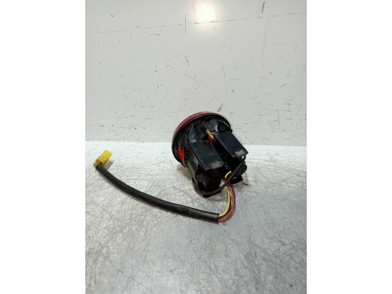 Recambio de piloto trasero izquierdo para fiat coupe (175) 1.8 16v cat referencia OEM IAM 46303565  