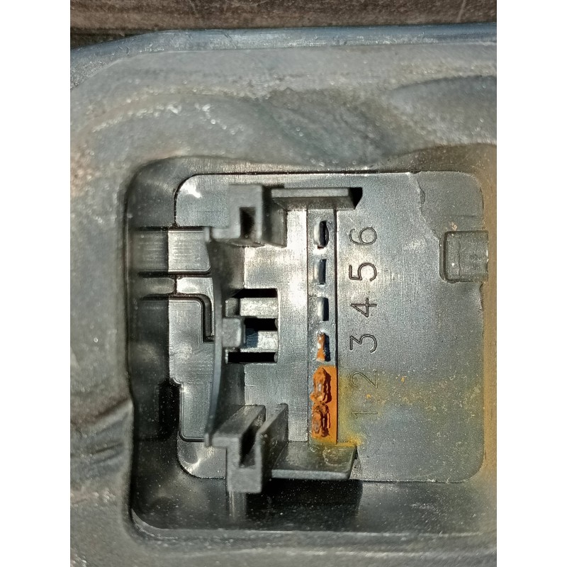 Recambio de piloto trasero derecho para fiat doblo (119) 1.3 16v jtd dynamic multijet referencia OEM IAM 040600999000  