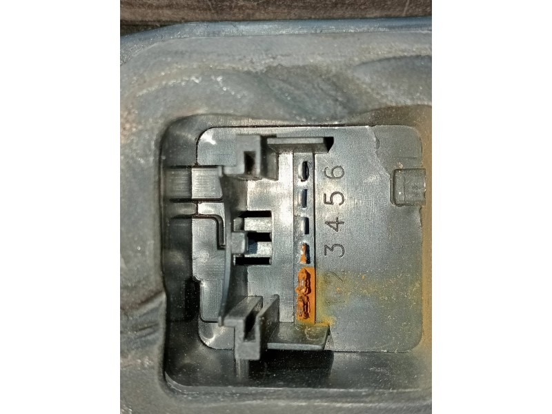 Recambio de piloto trasero derecho para fiat doblo (119) 1.3 16v jtd dynamic multijet referencia OEM IAM 040600999000  