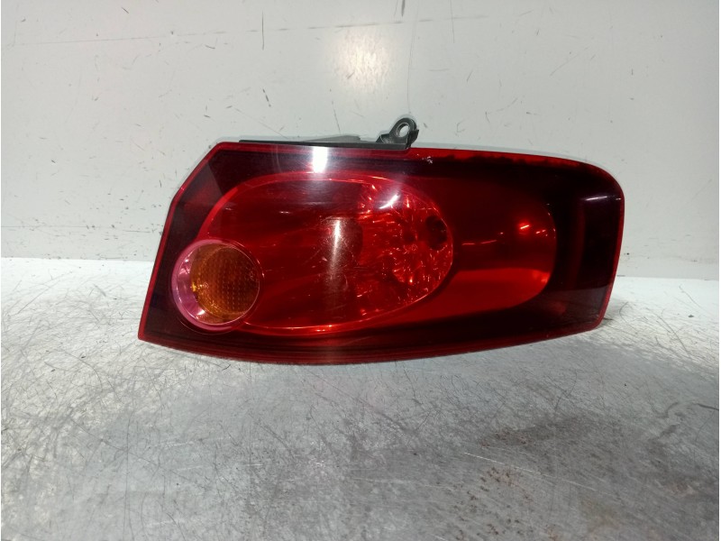 Recambio de piloto trasero derecho para fiat croma (194) 1.9 jtd 16v cat referencia OEM IAM   