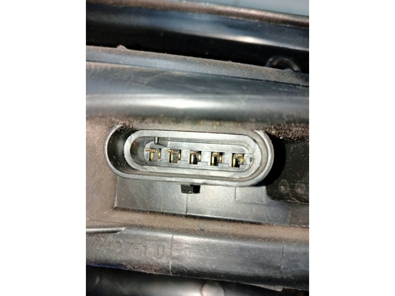 Recambio de piloto trasero derecho para fiat marea weekend (185) 1.9 jtd cat referencia OEM IAM 39560748  