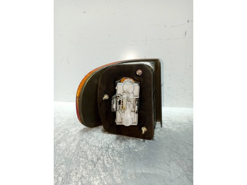 Recambio de piloto trasero derecho para fiat punto cabrio (176) 1.6 cat referencia OEM IAM   