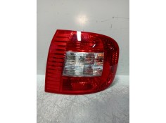 Recambio de piloto trasero derecho para fiat multipla (186) 1.9 jtd cat referencia OEM IAM 27550202  