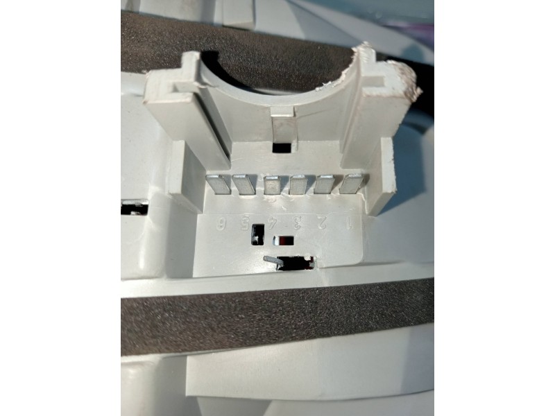 Recambio de piloto trasero izquierdo para fiat palio weekend (178) referencia OEM IAM 46537831 386500112 