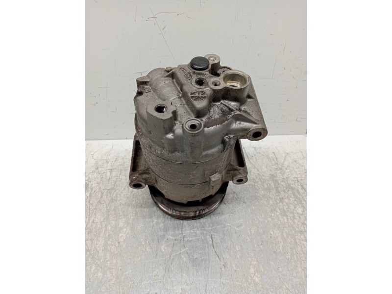 Recambio de compresor aire acondicionado para renault scenic ii confort dynamique referencia OEM IAM 8200457418 01140170 