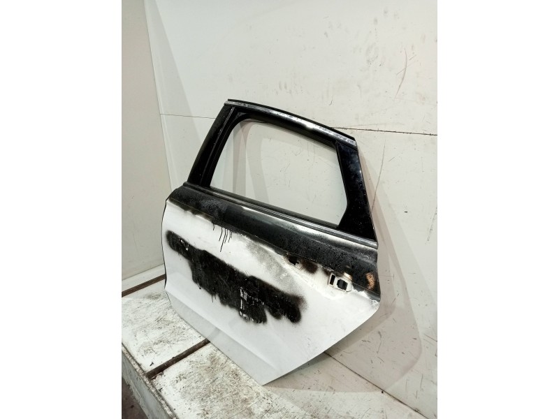 Recambio de puerta trasera izquierda para ford mondeo lim. trend referencia OEM IAM   5P
