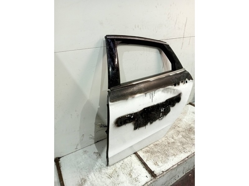 Recambio de puerta trasera izquierda para ford mondeo lim. trend referencia OEM IAM   5P
