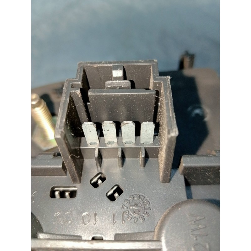 Recambio de piloto trasero derecho para fiat stilo multi wagon (192) 1.9 8v jtd cat (939a1000 / 192a8000) referencia OEM IAM 517