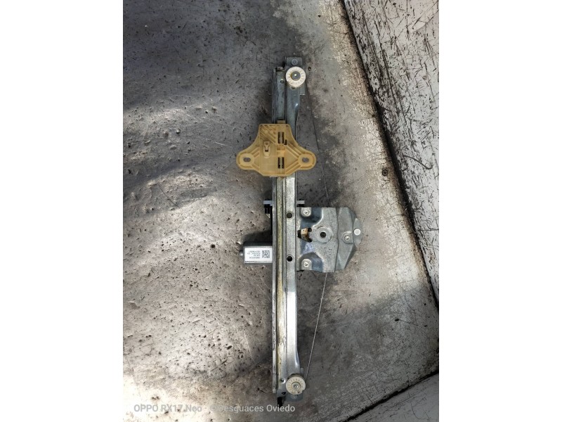 Recambio de elevalunas delantero izquierdo para renault captur helly hansen referencia OEM IAM 128001502B 9030320C 